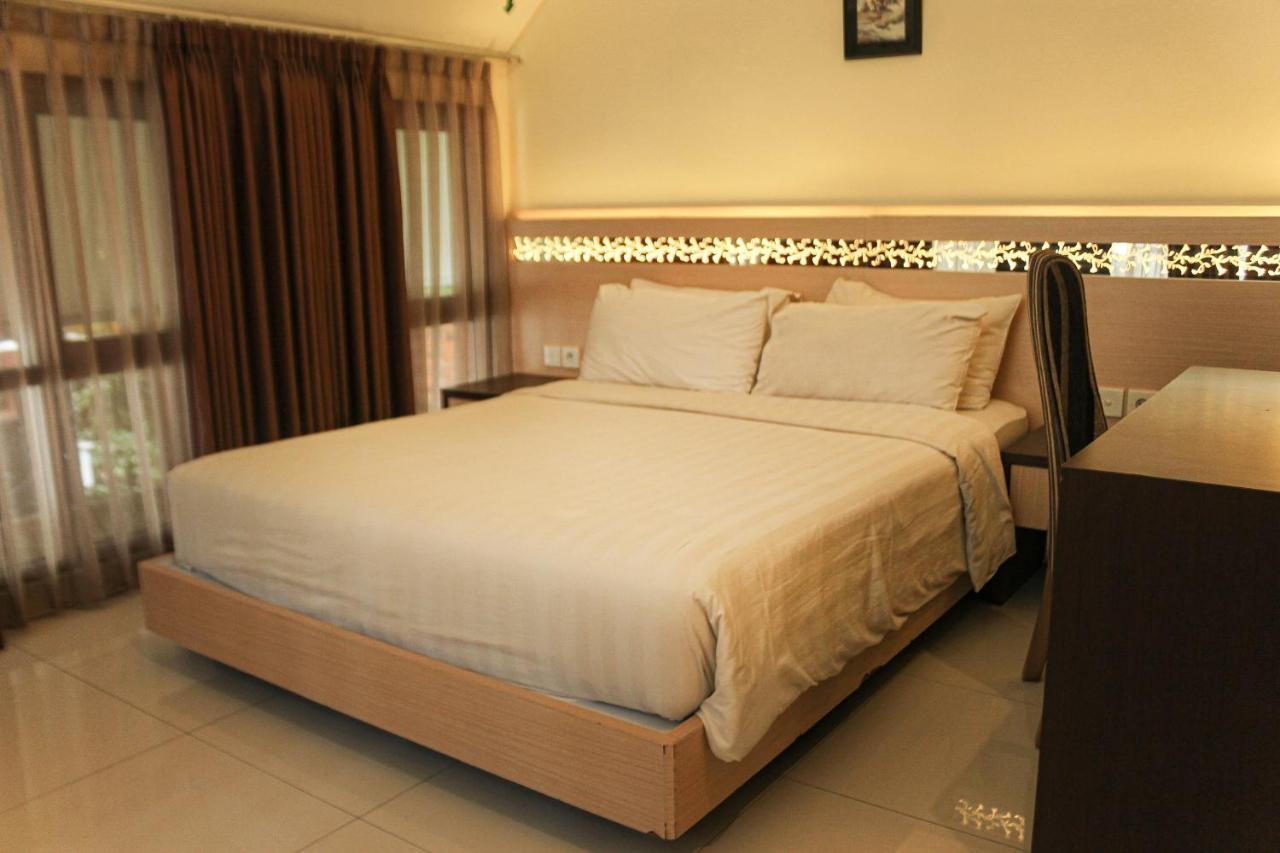Lembah Permai Resort Sindanglaya Exterior photo